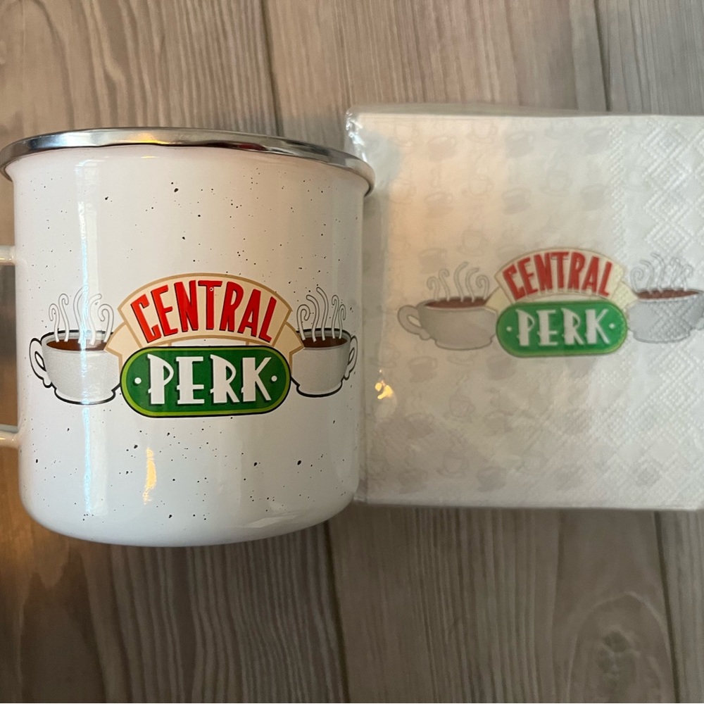 FRIENDS Central Perk Mug & Napkins